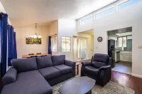 The Avenida Condominiums