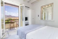 Villa Faros Apartments فنادق في Skhoinoussa