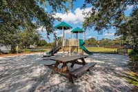 Just Listed! 2 Bedroom Gulf Front in High Pointe with Seasonal Beach Service