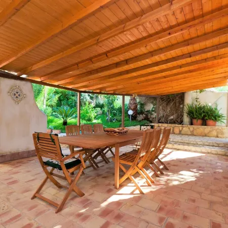 Equipped Villa with Private Pool and Panoramic Sea Views