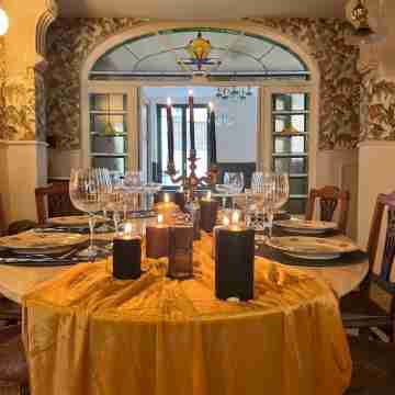 La Petite Foret Art Deco Apartment in Brussels Dining/Meeting Rooms