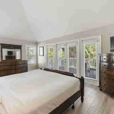 Village at Hawks Cay Villas by KeysCaribbean Rooms