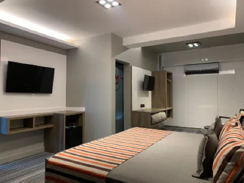 Benjamín I Hotels in 