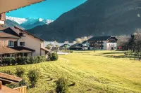 Hotel Base Camp Lodge - Albertville - Mountain view