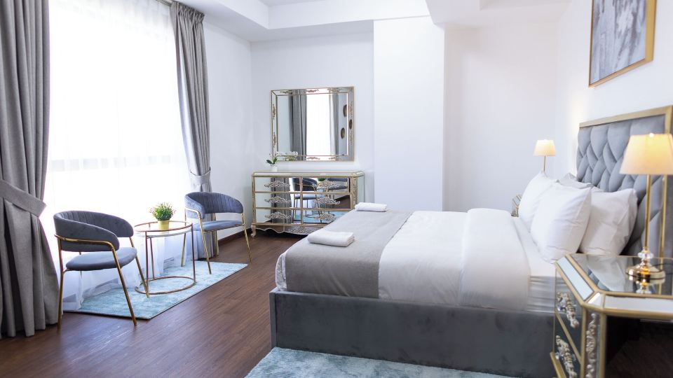 Happy Season I Amwaj Apartment