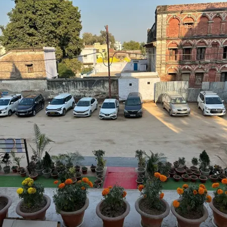 ISKCON Prayagraj Guest House