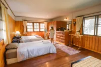 “ Live Like A Local ” Northern Style Wooden House - balcony