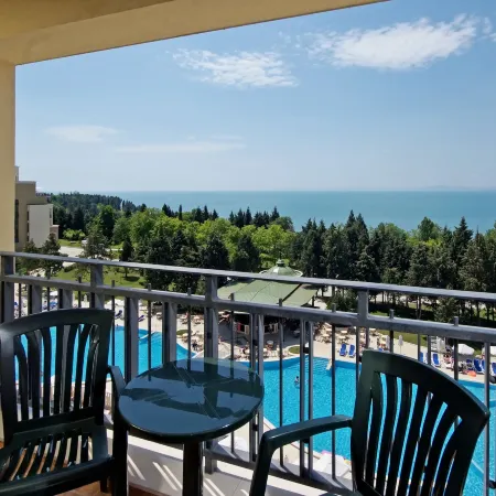 Sol Nessebar Palace Resort & Aquapark - All Inclusive