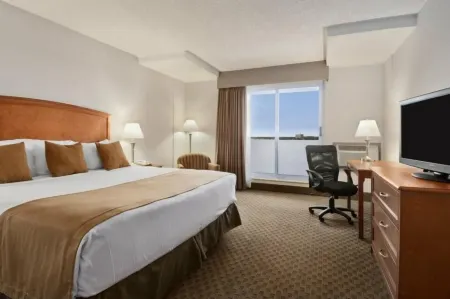 Ramada by Wyndham Edmonton South