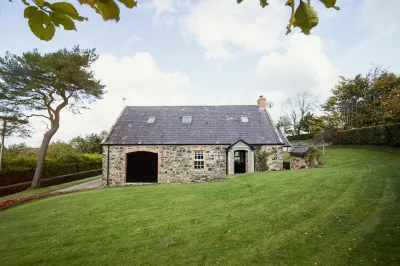 베이 트리 코티지 Hillsborough Castle and Gardens 주변 호텔