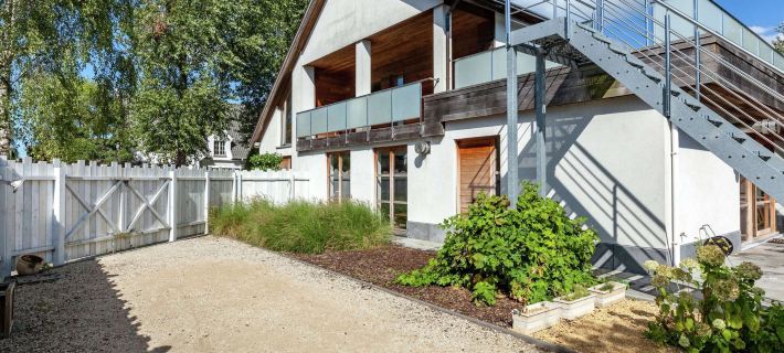 Villa Stay with Pool & Sauna Hotels in Koksijde