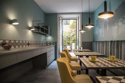 Domus Alberico Hotels in 