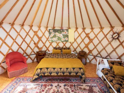 Yourtissimo - la Maison Rouge Hotels in Saint-Marcel-d'Urfe