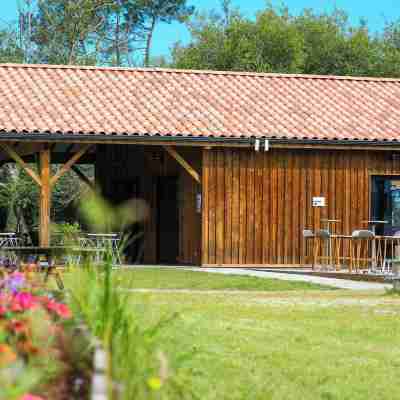 Cocooning Tipi Hotel Exterior