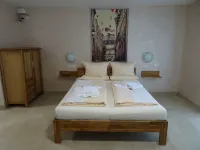 Hilda Apartments Rust