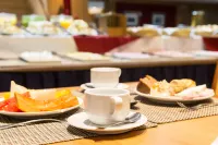 Hotel Atlântico Business Centro - Bữa sáng
