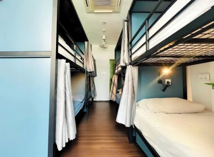 ベアリー ベスト ! ホステル