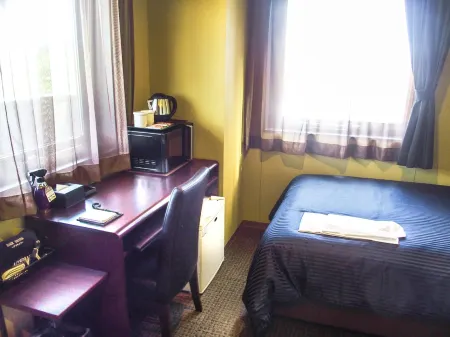 HOTEL LiVEMAX Fukuyama Ekimae