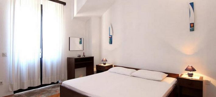Apartments Nadia Hotels in Bol