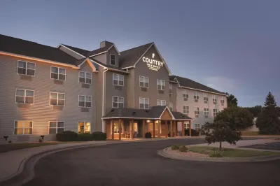 Country Inn & Suites by Radisson, Brooklyn Center, MN Hotels near Parksquare Shopping Center