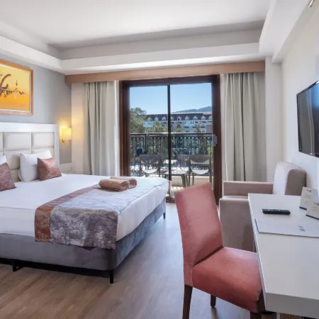Fore Resort & Spa