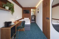 Tin Inn Montabaur Hotels in Oberahr
