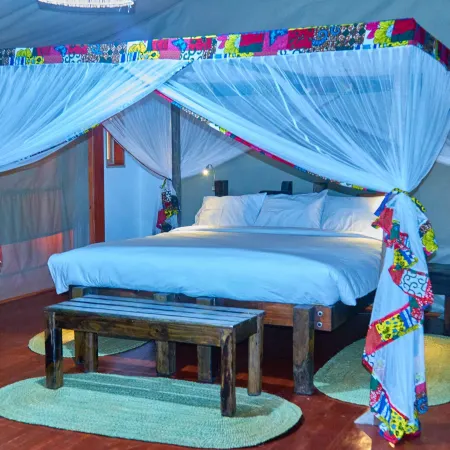 Njia Panda Tented Lodge and Campsite