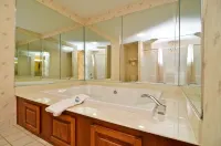 Peach State Inn & Suites Hotels in Cochran