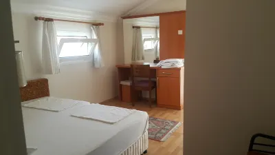 Cicek Hotel & Apartments