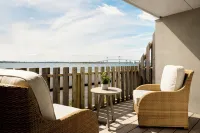 Newport Harbor Island Resort - Ocean View
