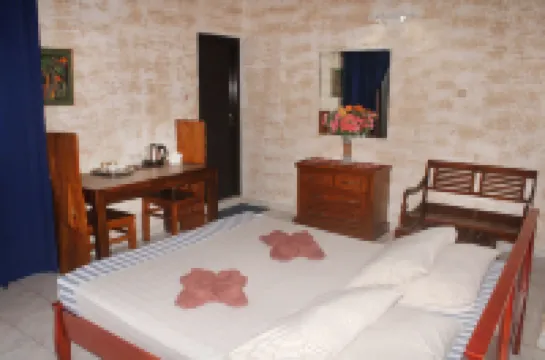 Hillstreet Villa Hotels near Colombo Dehiwala Zoological Gardens