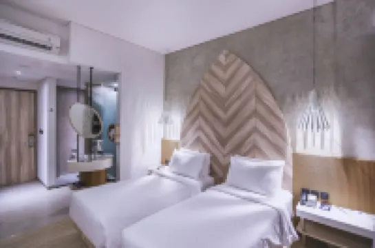 マーク ホテル ギリ トラワンガン ギリ・トラワンガン・タートル・ハッチャリー周辺のホテル