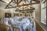 The Royal Oak Hotel, Welshpool - the Coaching Inn Group Hotels in Llanfyllin