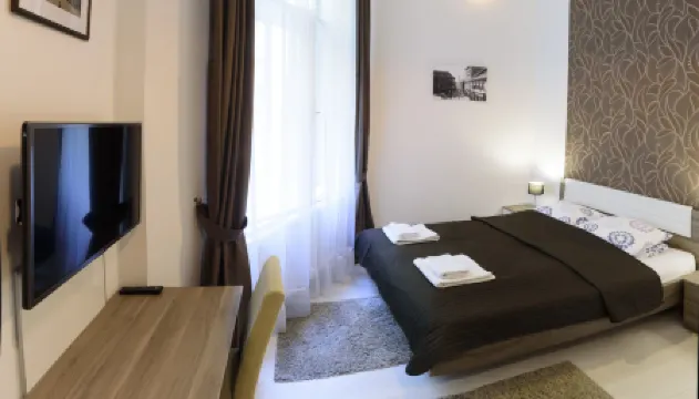 瓦茨街市中心公寓