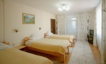 Guesthouse Alakol