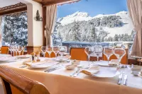 Hôtel les Sherpas Hotels in Courchevel