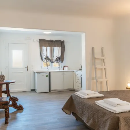 Eleni's Village Suites
