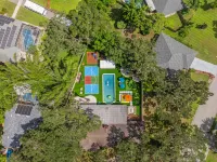 Pool, Hot Tub and Home Theater - Stunning Tropical Retreat