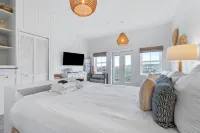 Charming Studio Steps from the Beach - Relaxing Gulf Place Retreat Hotel a Walton County