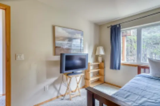 Light-Filled Home with Ocean and Forest Views - Spacious Coastal Retreat