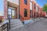 Luxury Townhome Walkable to Old City & DT Knox Hotels in Knox County