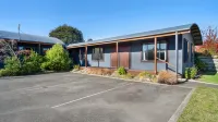 Tasman Holiday Parks - Te Anau Отели рядом с достопримечательностью «Лейк Генри Вьюинг Дек»