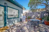 Golden Serenity - WiFi, Tranquil Retreat, Central Location