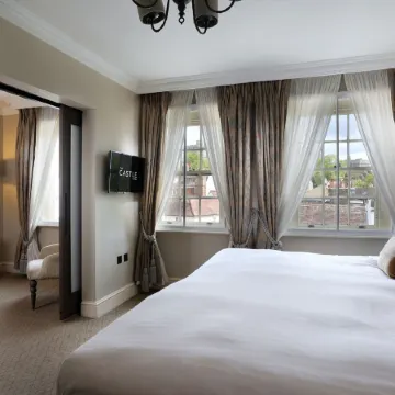 Castle Hotel Windsor Отели рядом с достопримечательностью «Dramatica»