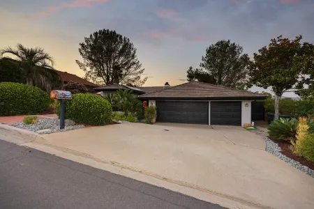 Scenic-View Hot Tub and Game Room - Charming Family Retreat