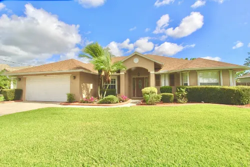 Heated Pool and Private Tiki Bar in Idyllic Setting - Gorgeous Retreat