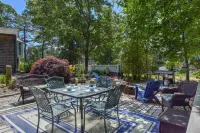 Charming Cape House with Fire Pit and Spacious Yard - Tranquil Escape