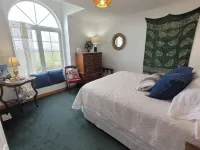 Spectacular beachfront with epic views, beautiful lit-up deck for sunset dining! Hotels in Lubec