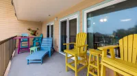 Ocean and Palm Views with Resort Pools - Stunning Family Retreat