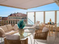 Résidence Hôtelière Chambord au Coeur de Menton - entièrement rénovée Hotels in Menton